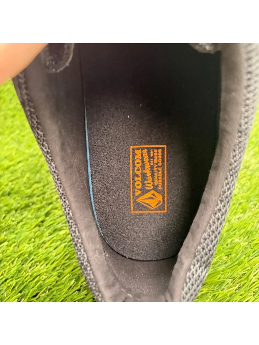 Volcom Chill Mens Size 11.5E Black Composite Toe Safety Working Slip-On Shoes